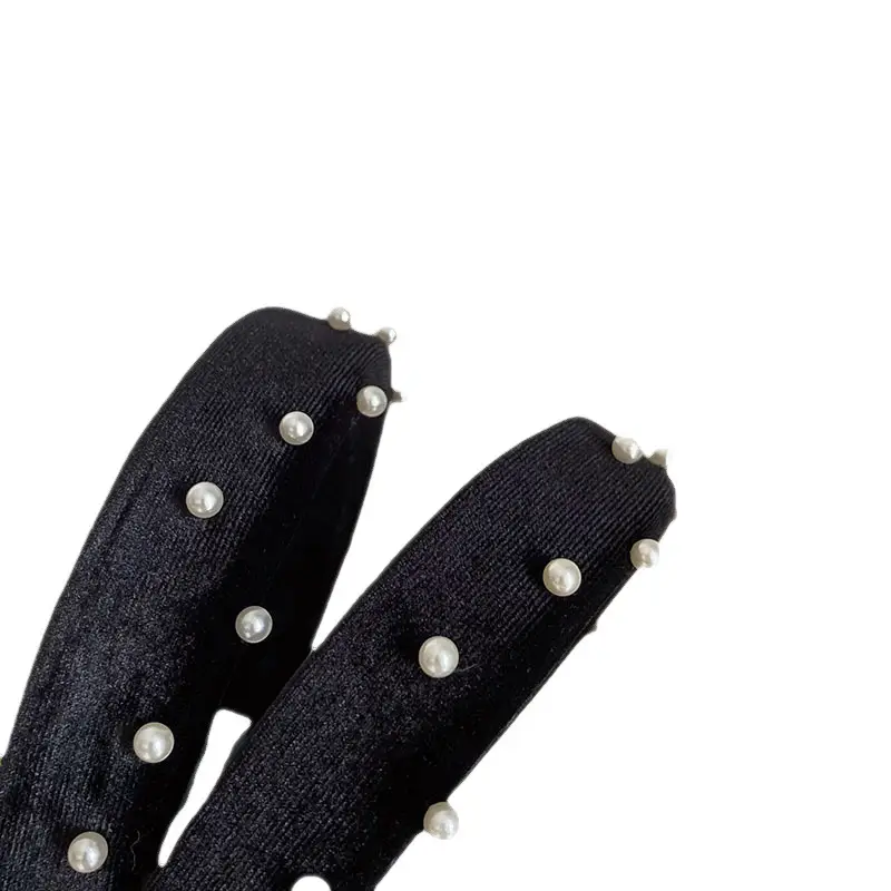 Black Pearl-Strapped Velvet Headband for Women - Image 5