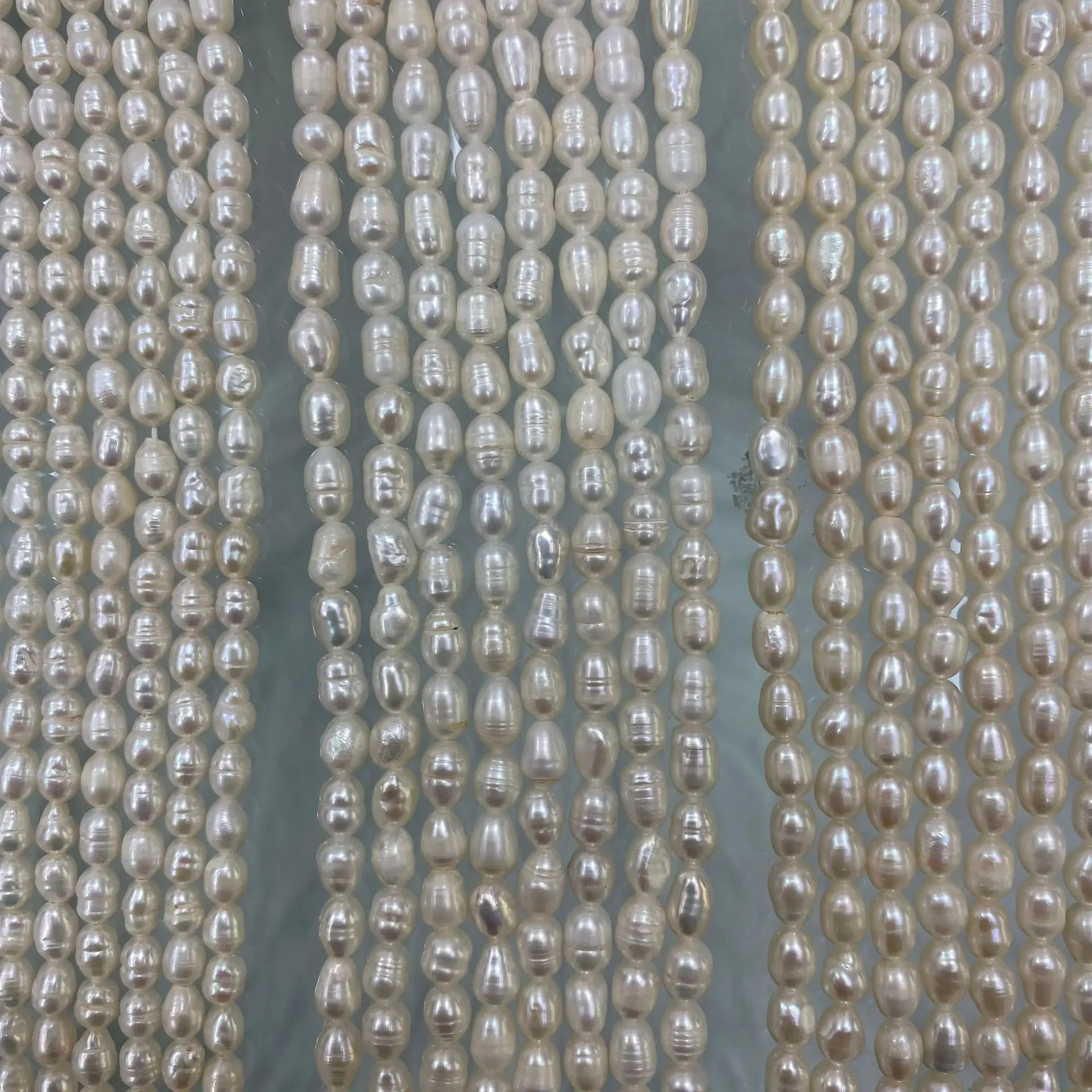 Natural Freshwater Pearl Beads 4-5mm Strong Light Pattern