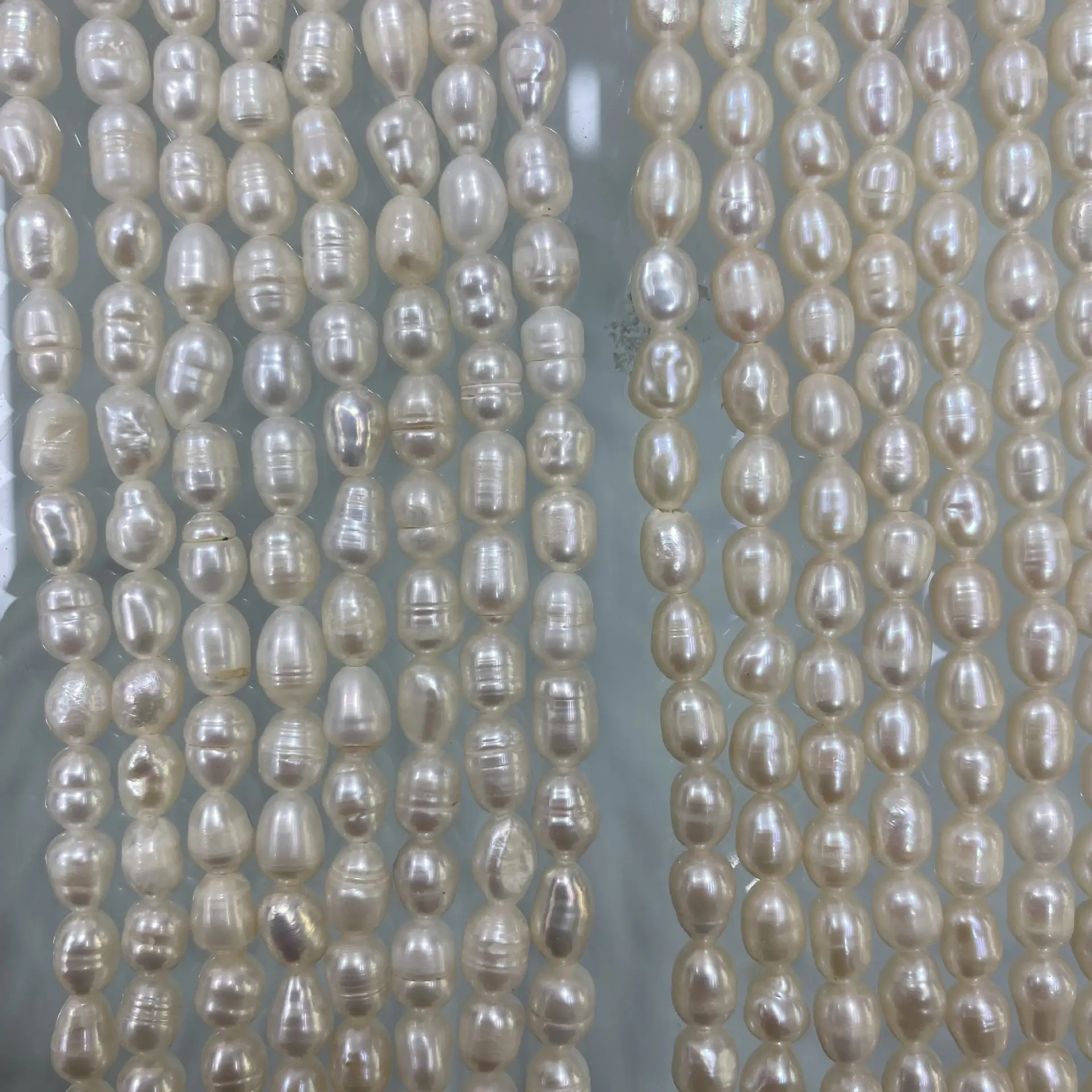 Natural Freshwater Pearl Beads 4-5mm Strong Light Pattern