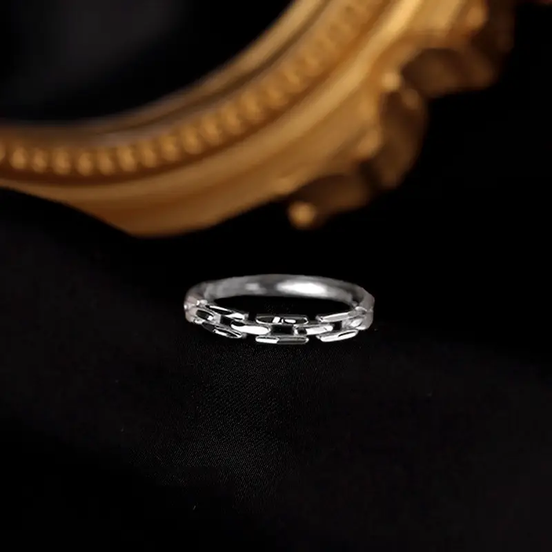 Staggered Silver Chain Ring for Women's Index Finger - Image 5