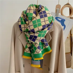 Women's Winter Warm Cashmere Scarf with Abstract Print — feature 7