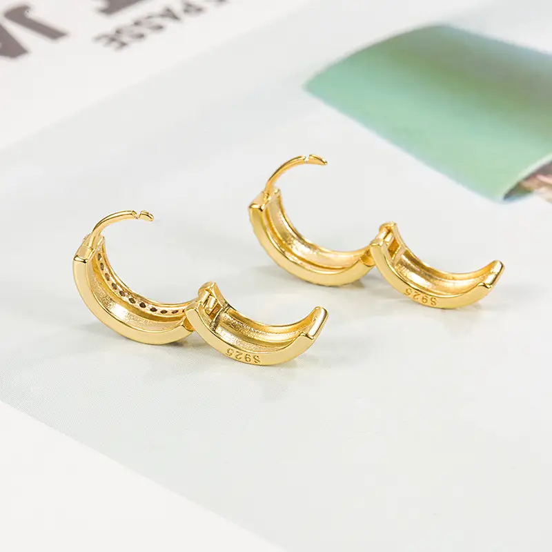 Gold Flash Diamond Checkerboard Earrings 2022 - Image 4