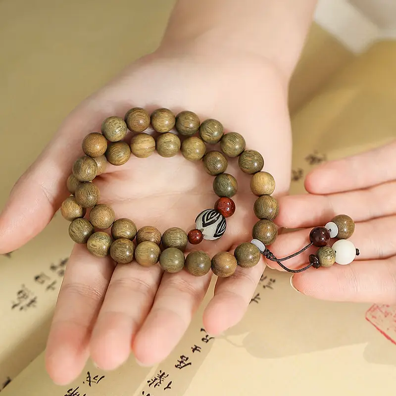 Green Sandalwood Buddha Beads Bracelet with Bodhi Seed Lotus Double Circle Design - Image 7