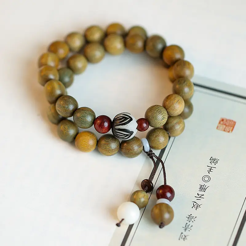 Green Sandalwood Buddha Beads Bracelet with Bodhi Seed Lotus Double Circle Design - Image 2