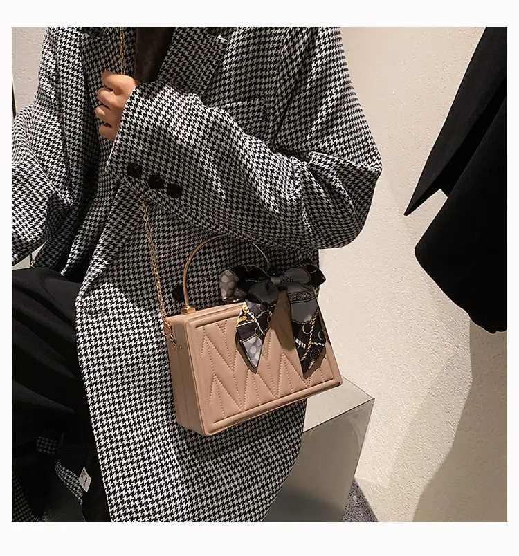 Pink Pleated Silk Scarf Bag with Chain Handle — feature 16