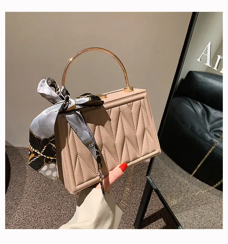 Pink Pleated Silk Scarf Bag with Chain Handle — feature 18