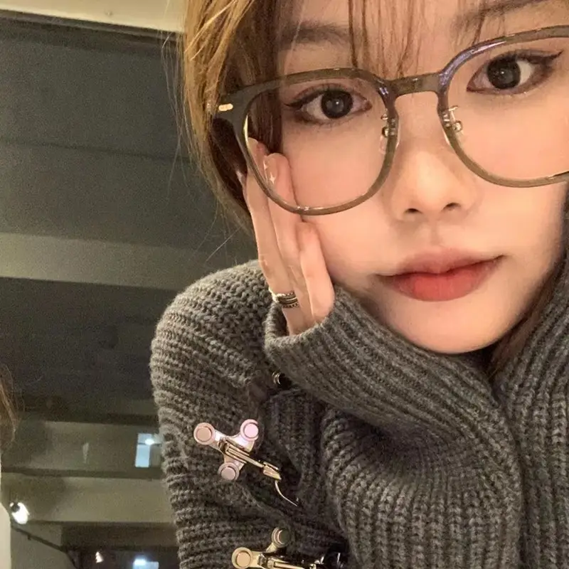 Ultra Light Cold Tea Eyeglasses Women Korean Style - Image 7