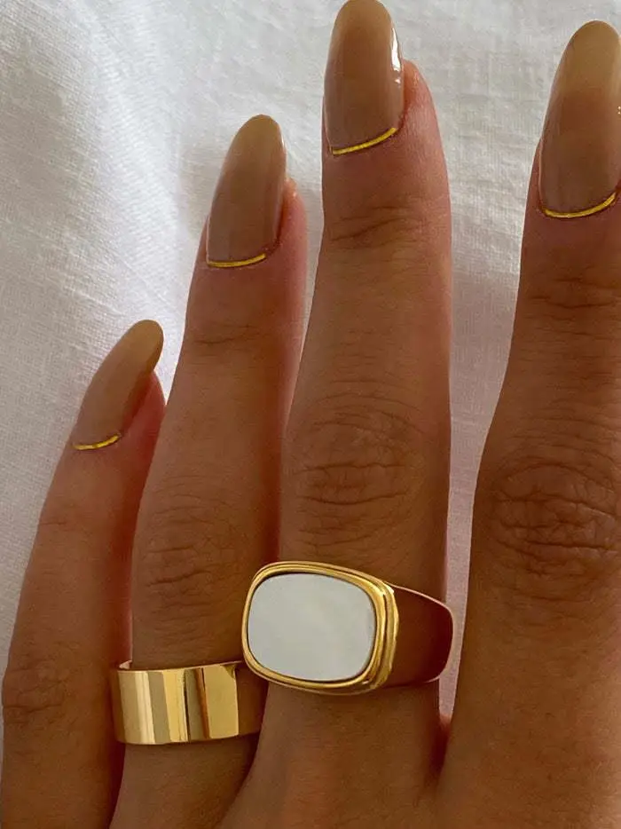 Titanium Steel Gold Ring with White Stone - Image 3