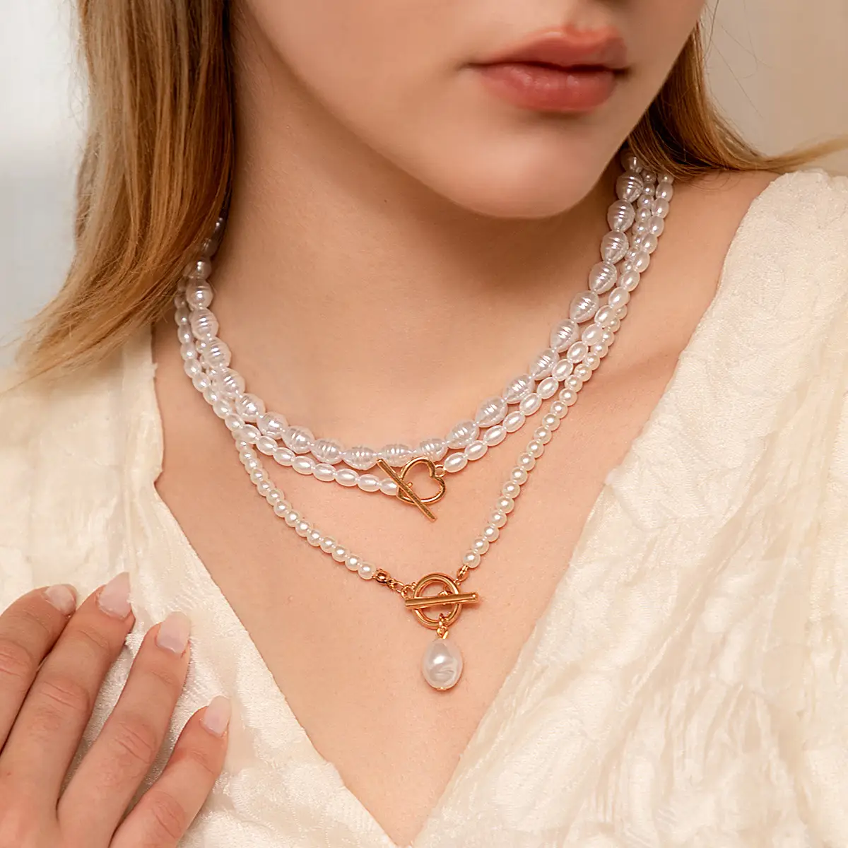 Multi-layer Pearl Choker for Women European American