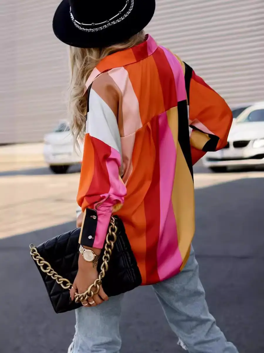 Women's Black White Abstract Print Long Sleeve Shirt with Green Chain Bag - Image 7