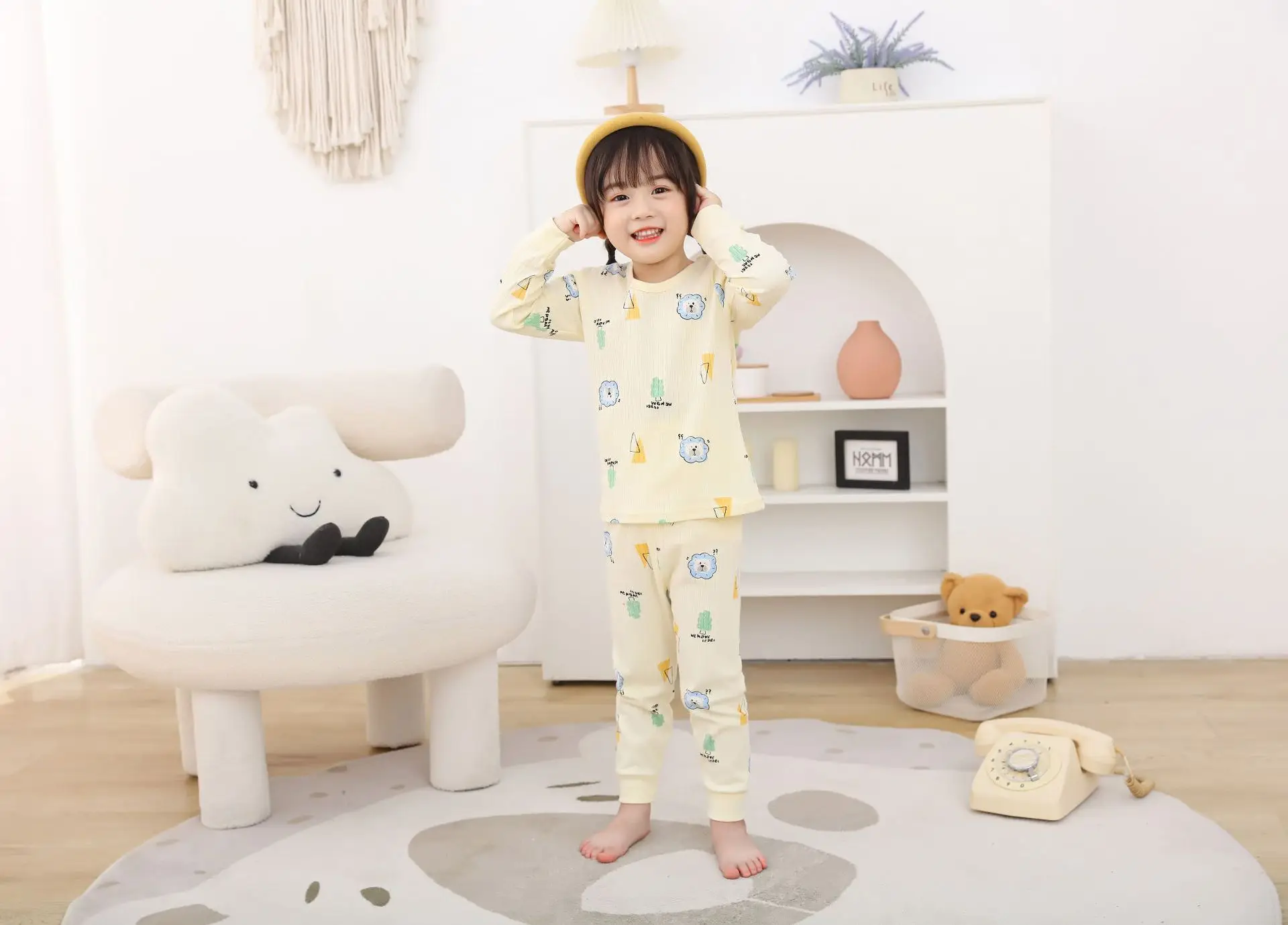 Children Cotton Pajamas Set with Rabbit Print — feature 1