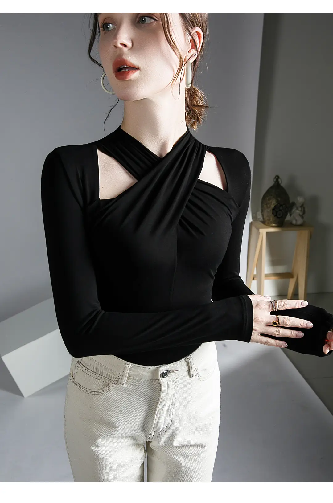 Hanging Neck Top Long Sleeve Black Underwear — feature 13