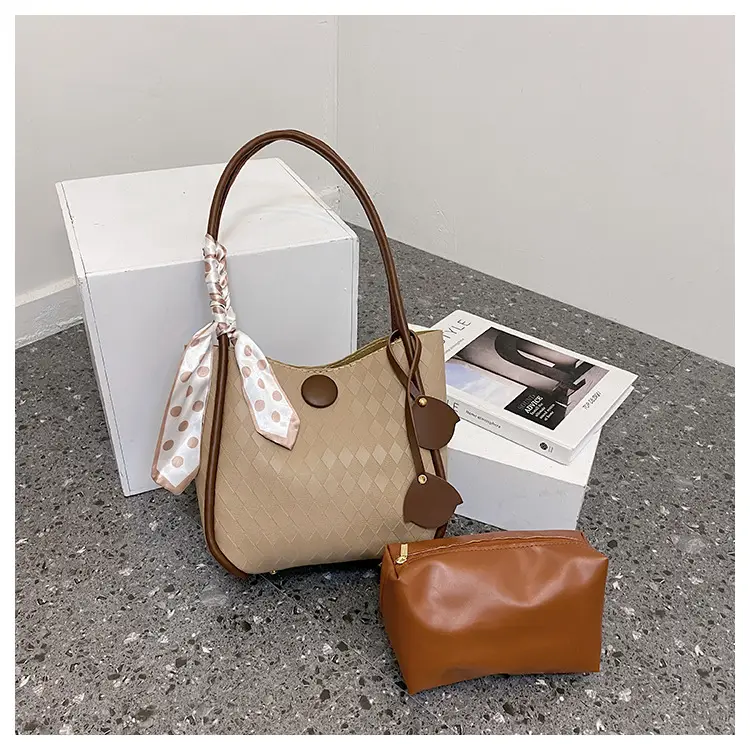 Women's PU Leather Woven Shoulder Bag Tan - Image 2