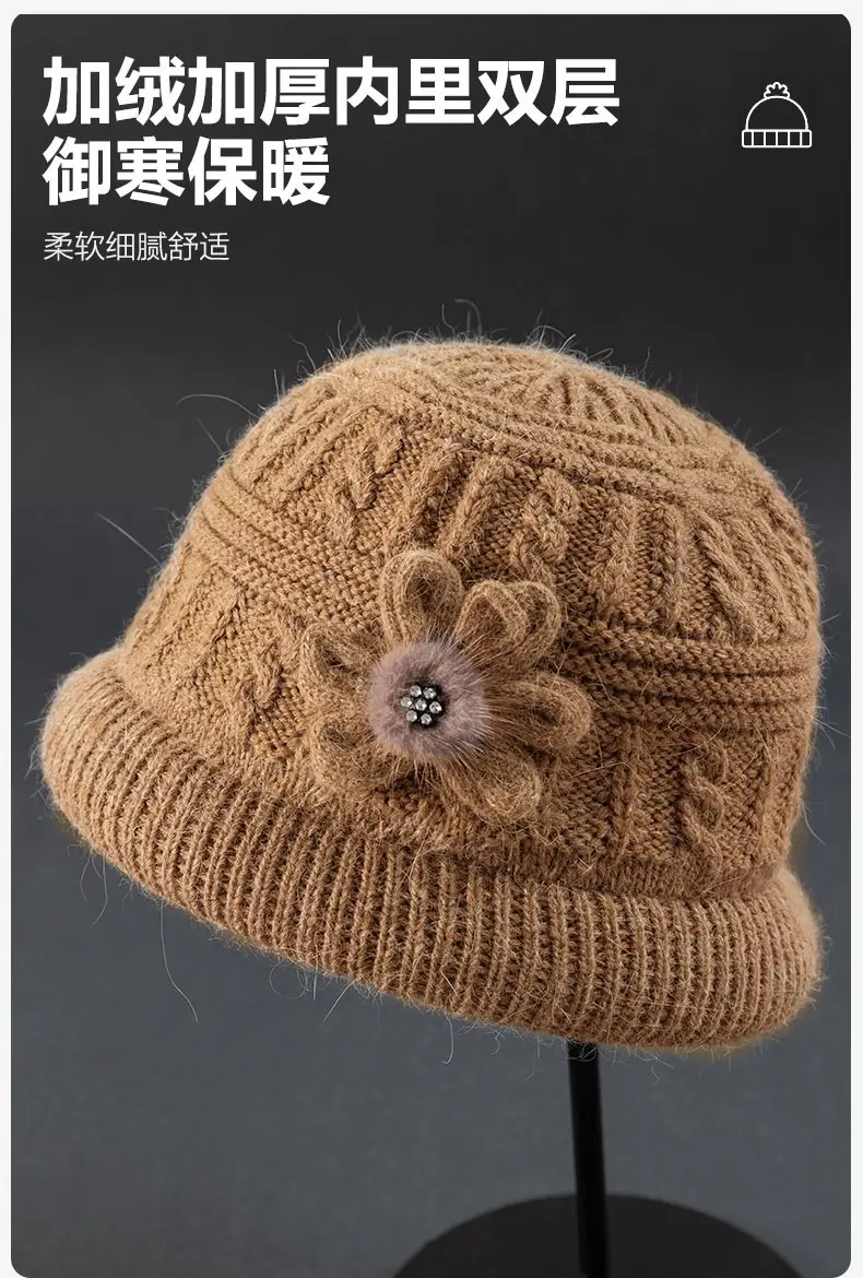 Fleece Lined Women's Winter Hat & Scarf Set — feature 1