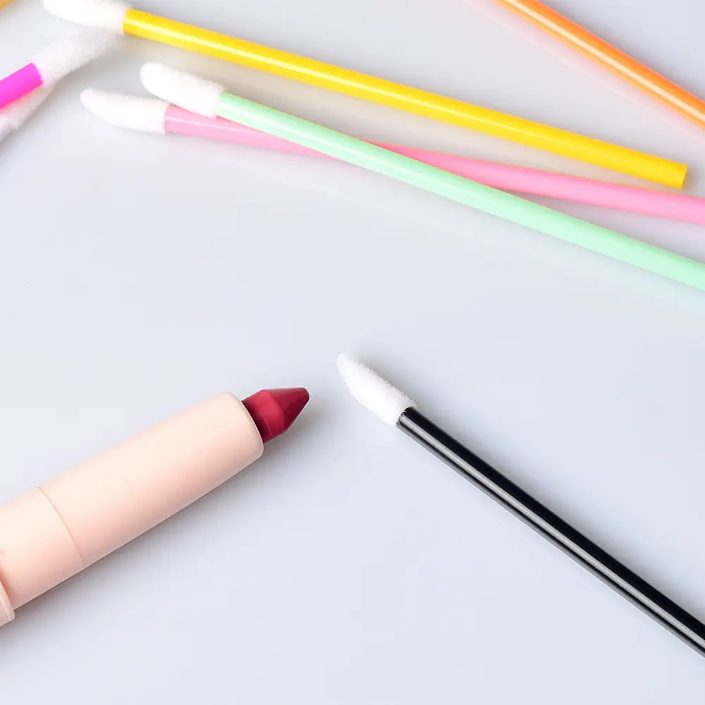 Disposable Hollow Rod Lip Brush Portable Makeup Brush - Image 14