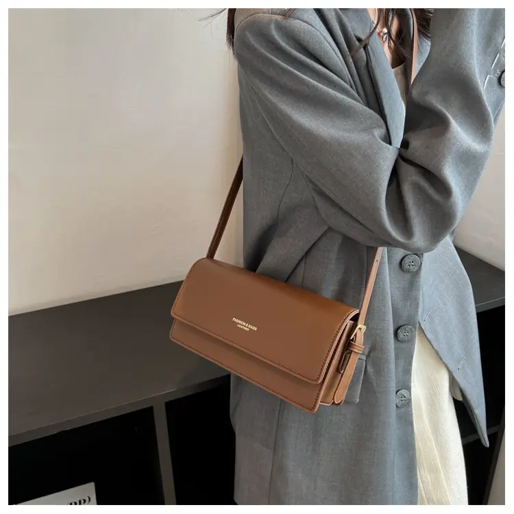 Women's Bag Ins Niche Style 2026 New Model High-End Autumn Hot-Selling Shoulder Crossbody Bag Versatile Texture Small Square Bag — feature 21