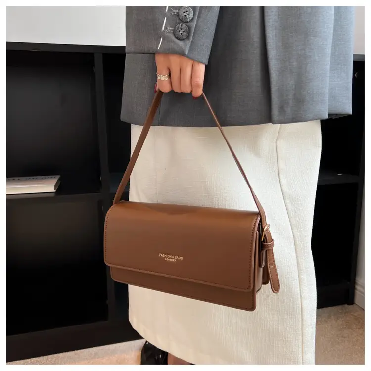 Women's Bag Ins Niche Style 2026 New Model High-End Autumn Hot-Selling Shoulder Crossbody Bag Versatile Texture Small Square Bag — feature 24