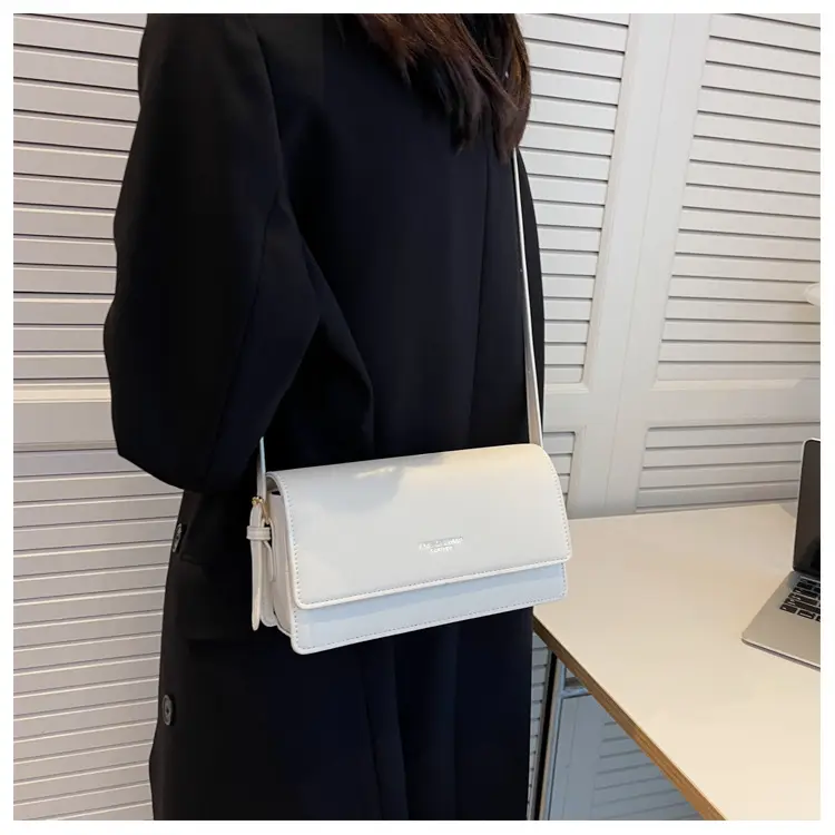 Women's Bag Ins Niche Style 2026 New Model High-End Autumn Hot-Selling Shoulder Crossbody Bag Versatile Texture Small Square Bag — feature 26