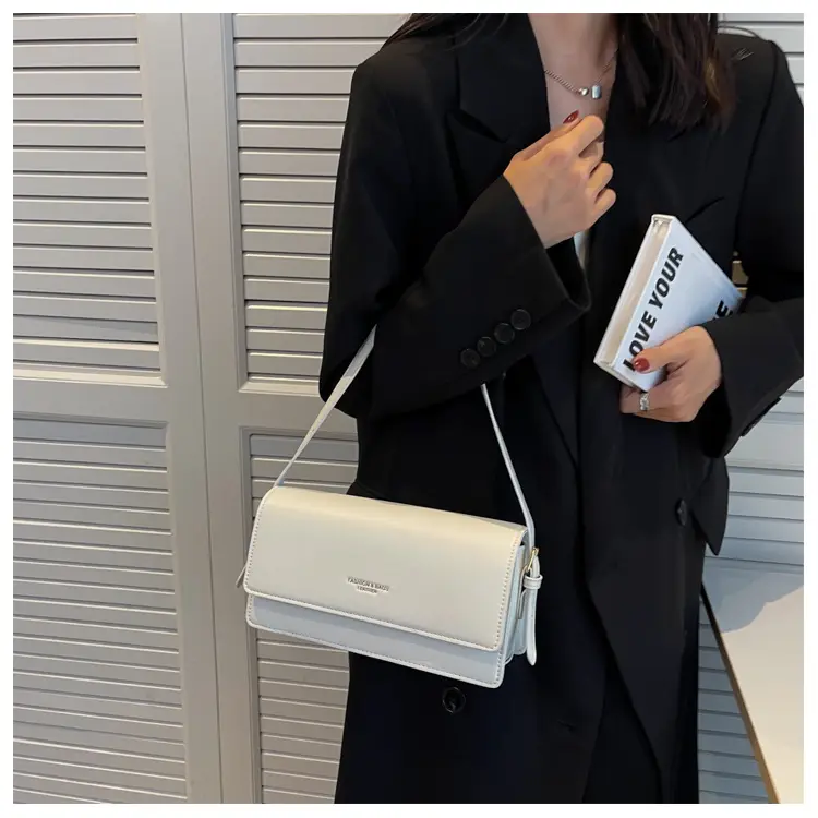 Women's Bag Ins Niche Style 2026 New Model High-End Autumn Hot-Selling Shoulder Crossbody Bag Versatile Texture Small Square Bag — feature 27