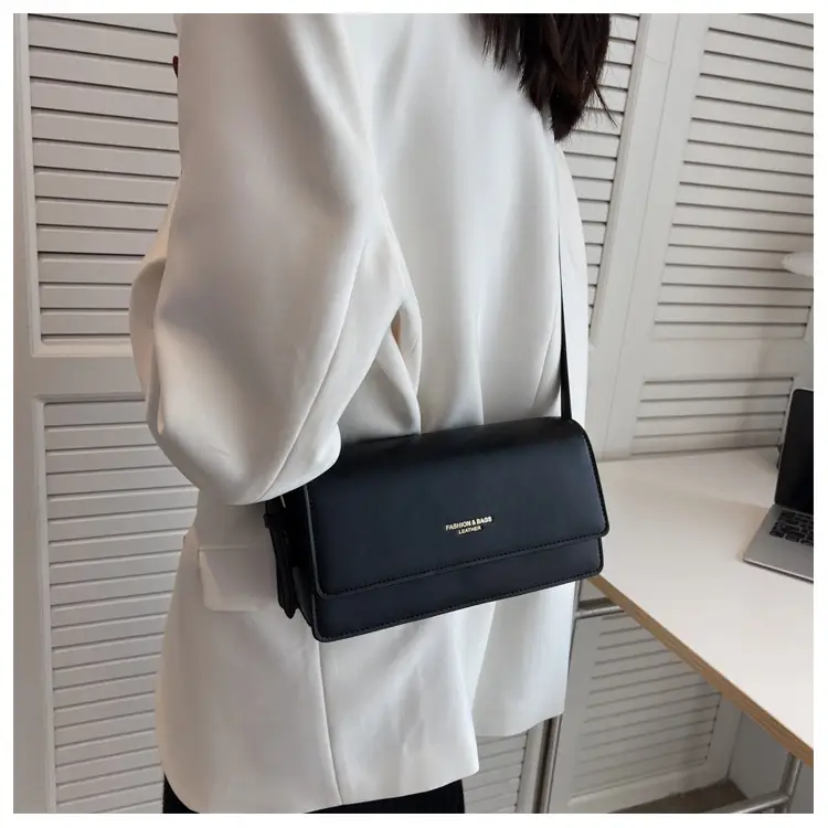 Women's Bag Ins Niche Style 2026 New Model High-End Autumn Hot-Selling Shoulder Crossbody Bag Versatile Texture Small Square Bag — feature 31