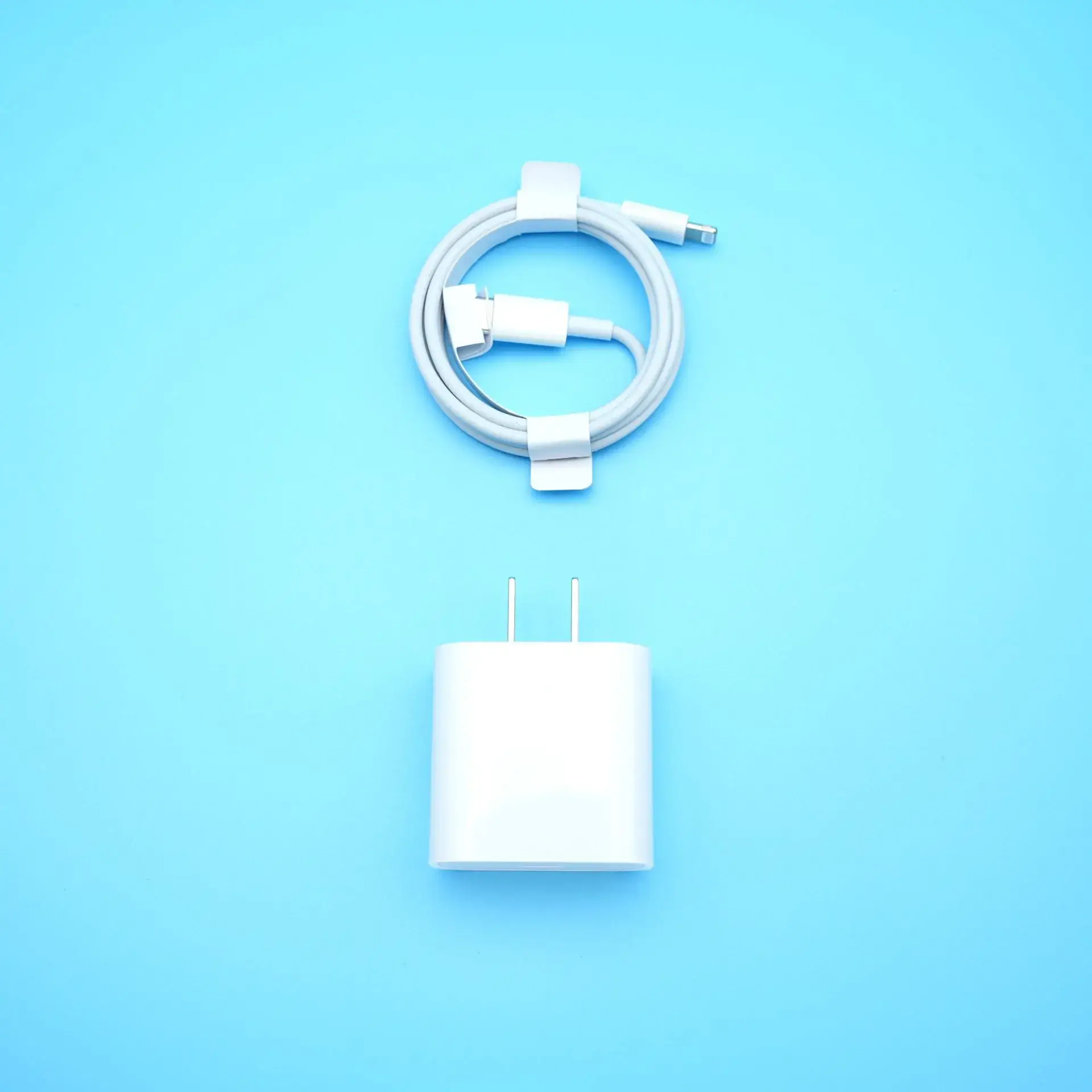 Apple PD20W iPhone Charger 15mm USBC Adapter - Image 3