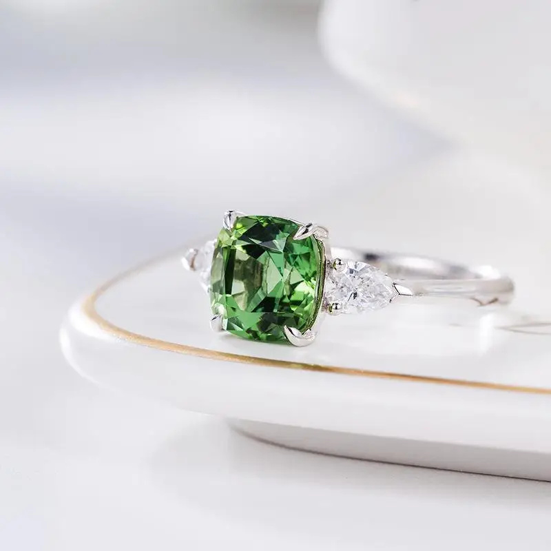 Elegant Green Tourmaline Square Diamond Ring with Diamonds — feature 2