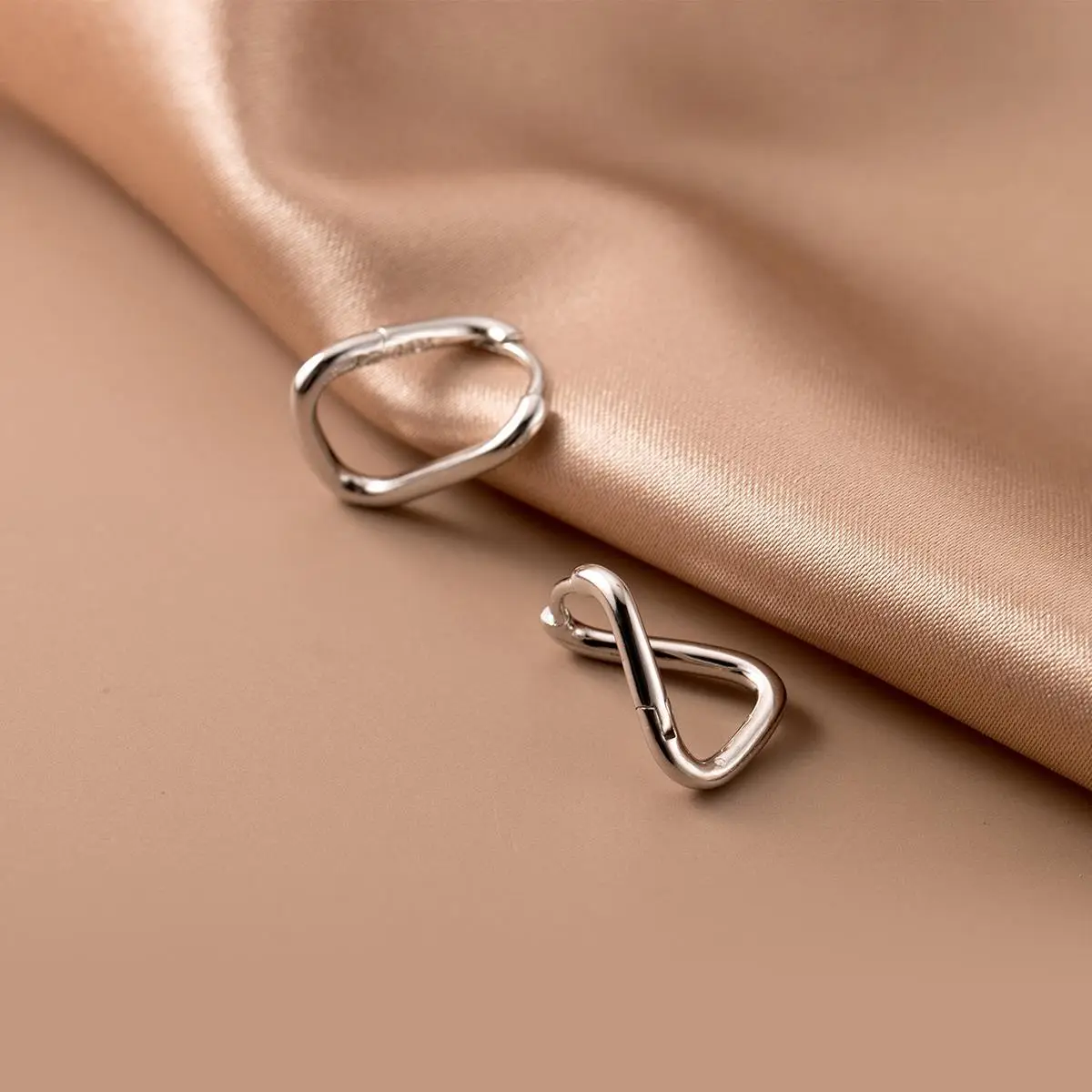 Geometric Line Simple Earrings Women's 925 Silver - Image 6