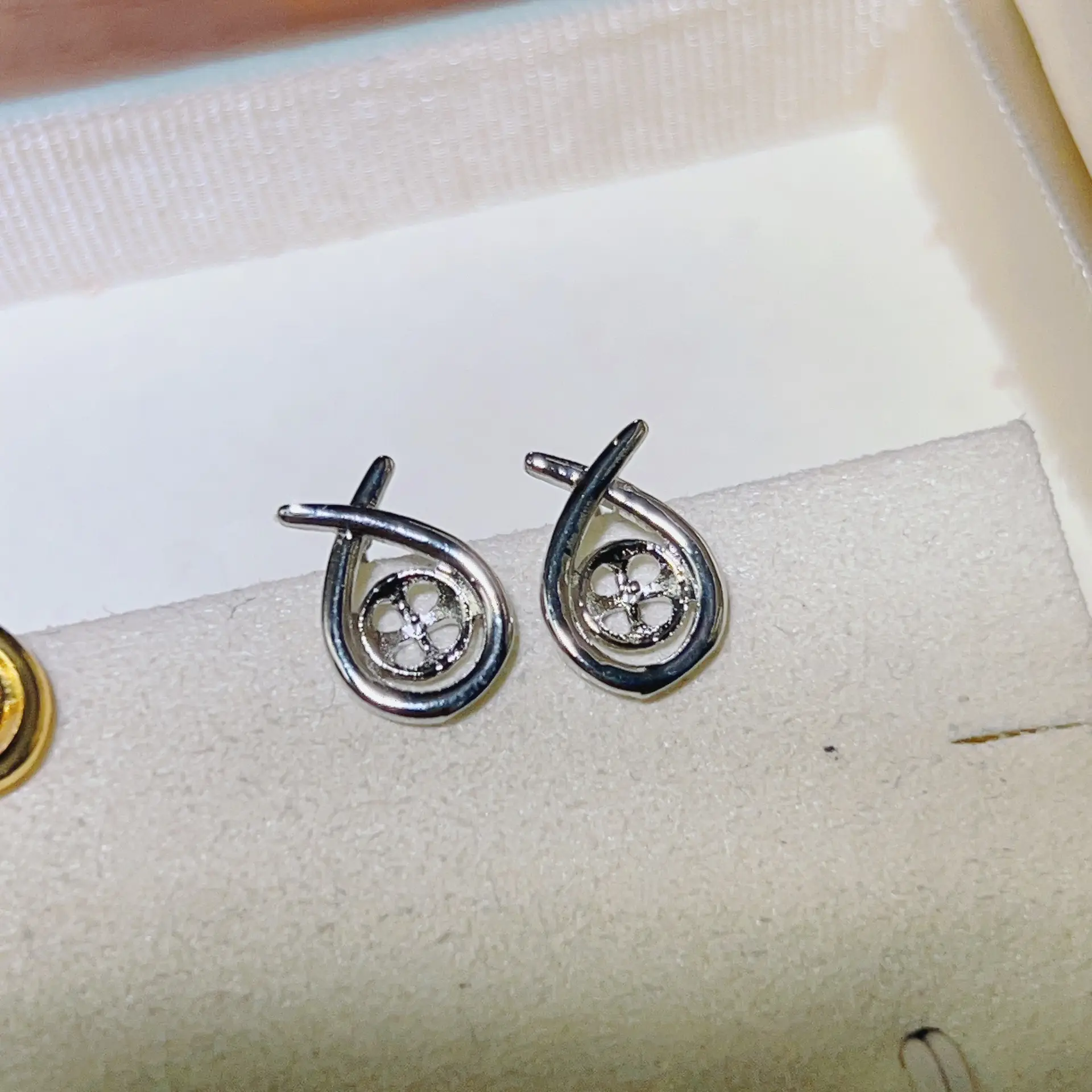 Korean Style Cross Pearl Earrings S925 Silver Drop Shaped
