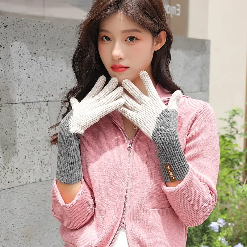 Winter Knitted Wool Gloves for Women, 46% Merino, Beige