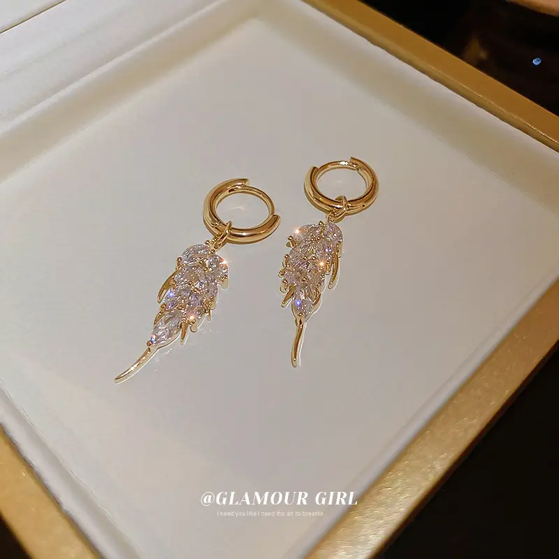 2022 New Zircon Leaf Ear Buckle Korean Design — feature 6