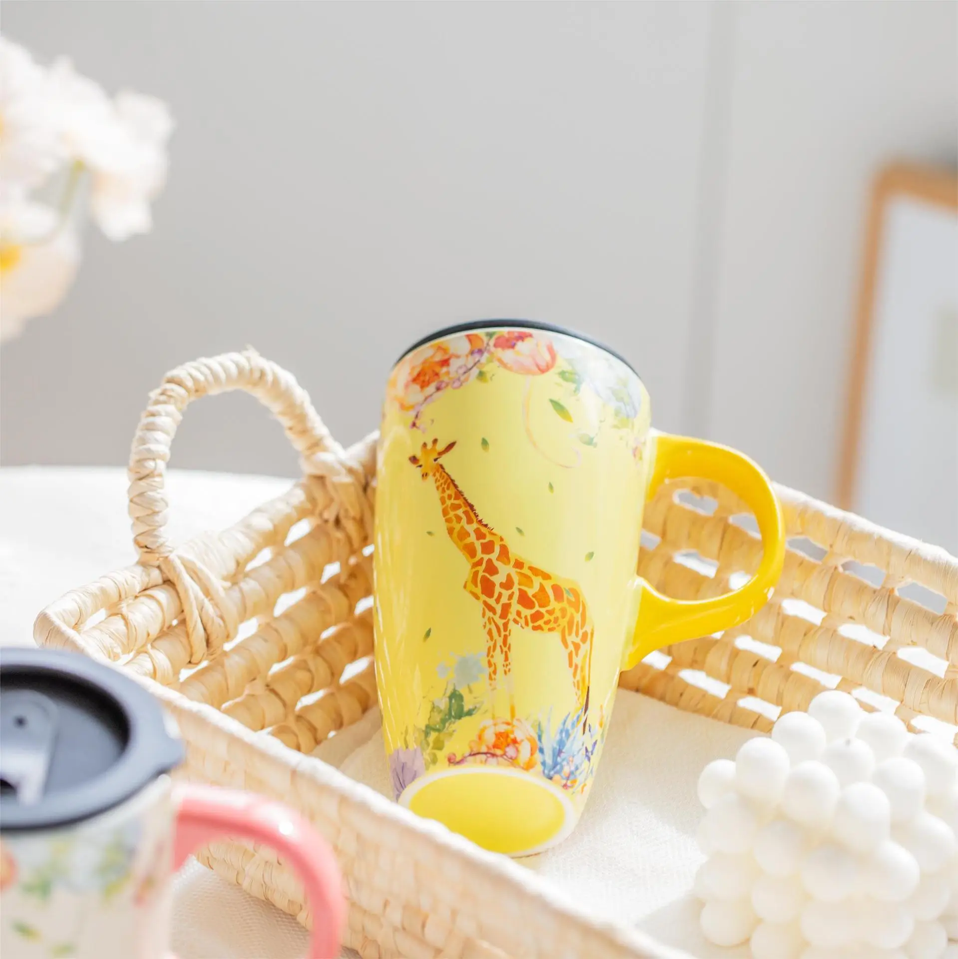 Xianlin Mystery Ceramic Cup Large Capacity with Lid — feature 4