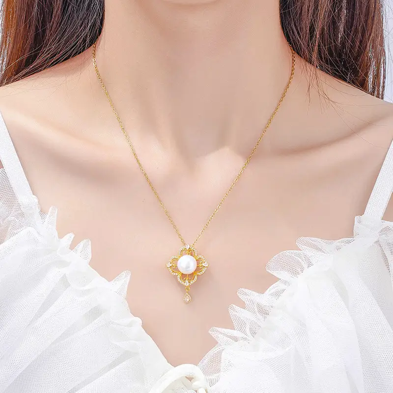 New Chinese Style Pearl Four-Leaf Clover Necklace Women's Lucky Accessory