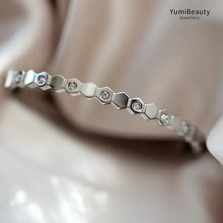 Titanium Steel Beehive Diamond Bracelet Women Gold Full Diamond - Image 3