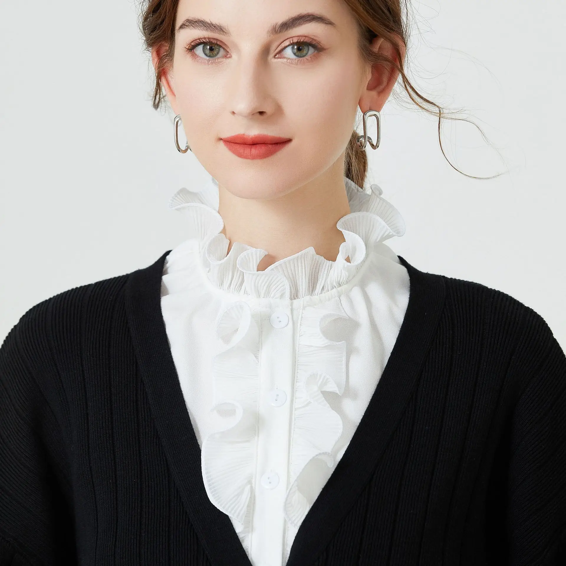 White Fake Collar with Ruffled Lace for Women - Image 6