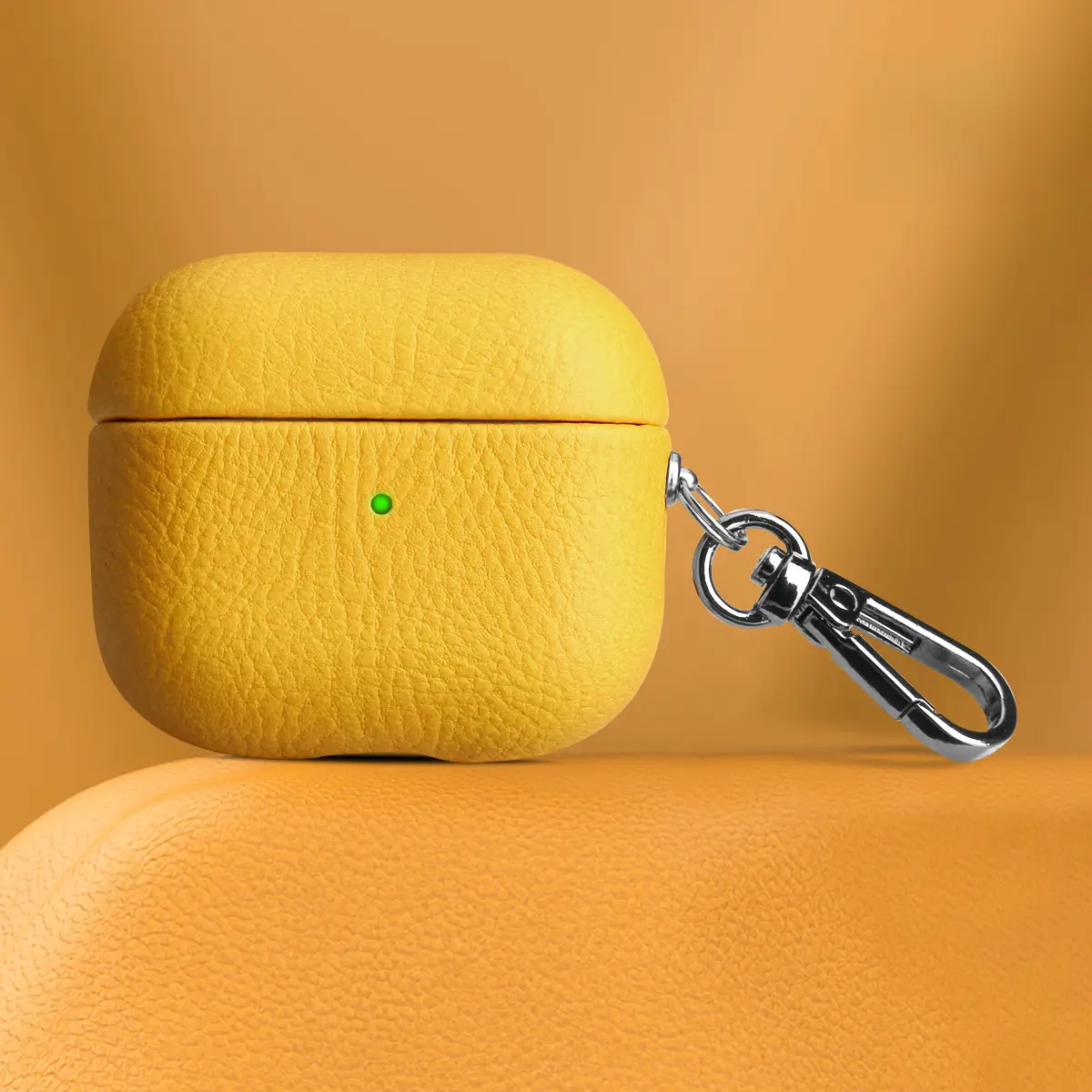 Black Leather Bluetooth Headset Case with Keychain