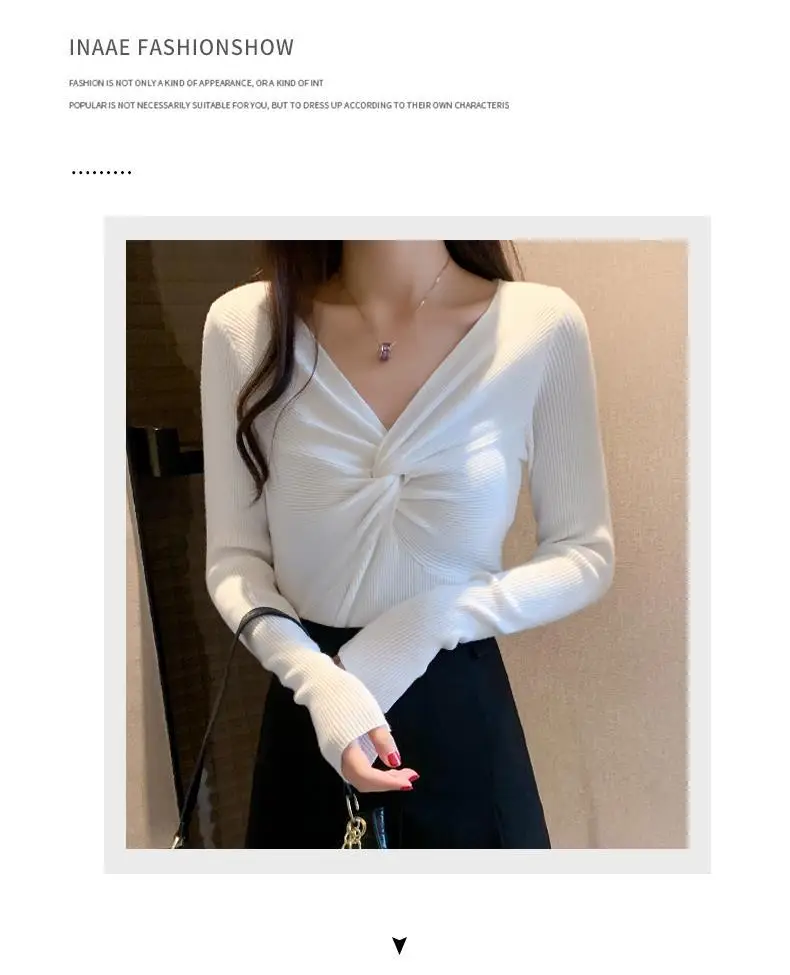 2025 Women's Black Knit V-Neck Long Sleeve Top — feature 7