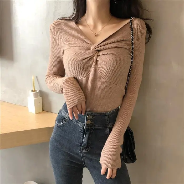 2025 Women's Black Knit V-Neck Long Sleeve Top