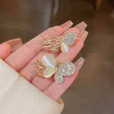 High-End Rhinestone Hairpin with Adjustable Ponytail Grabber — feature 4