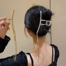 High-End Rhinestone Hairpin with Adjustable Ponytail Grabber — feature 7