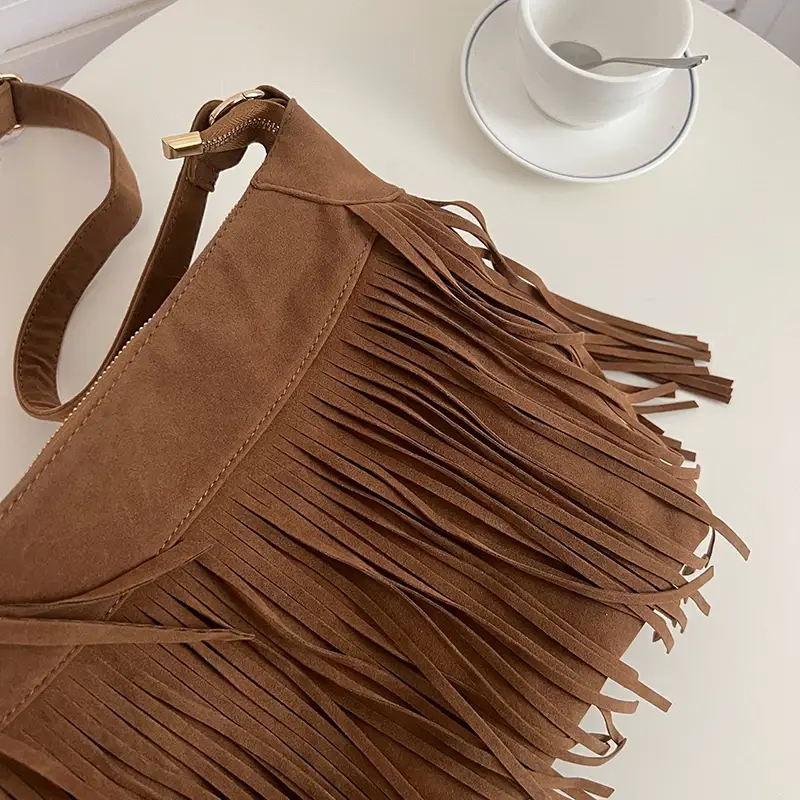 Retro Tassel Crossbody Bag for Women 2026 Summer — feature 11