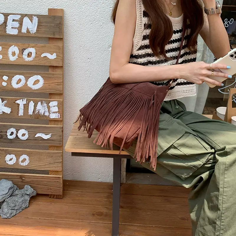 Retro Tassel Crossbody Bag for Women 2026 Summer — feature 14