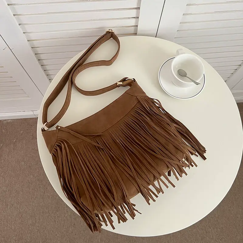 Retro Tassel Crossbody Bag for Women 2026 Summer — feature 9