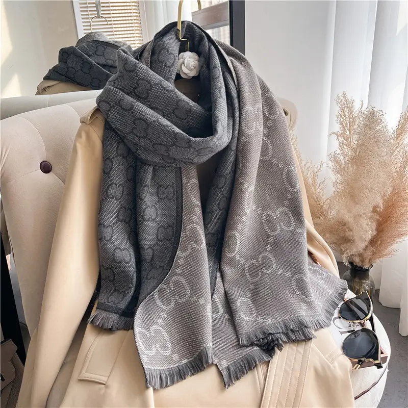 Women's European Style Letter Pattern Cashmere Scarf Grey - Image 4