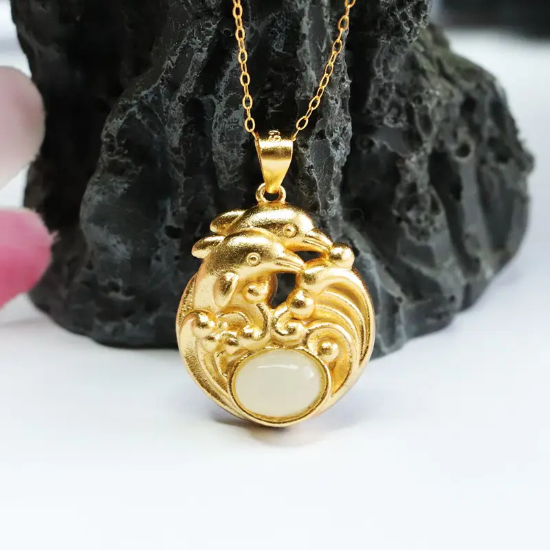 Guan Yu Pendant with Hetian Jade Dolphin Necklace — feature 9