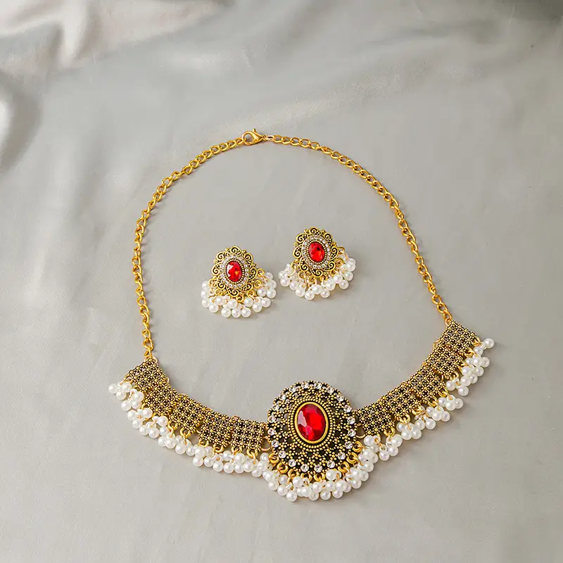 Pearl Sequins Earrings Set Gold Vintage Necklace Earrings - Image 10