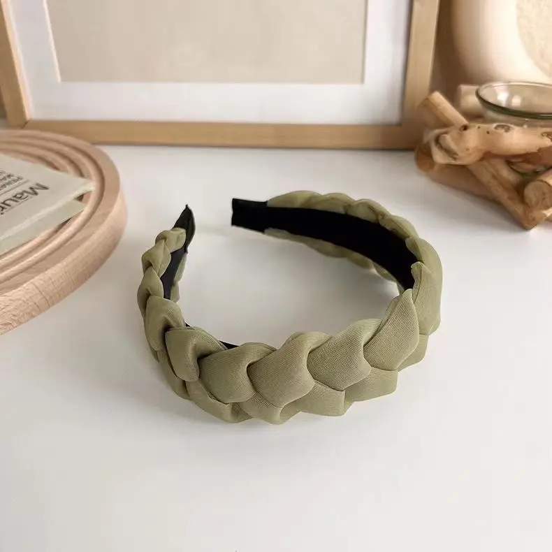 Women Twist Braided Headband Skull Top Face Brow Hairpin - Image 3
