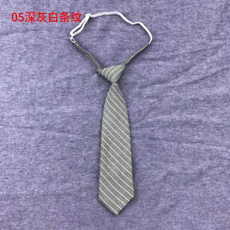 05深灰白条纹