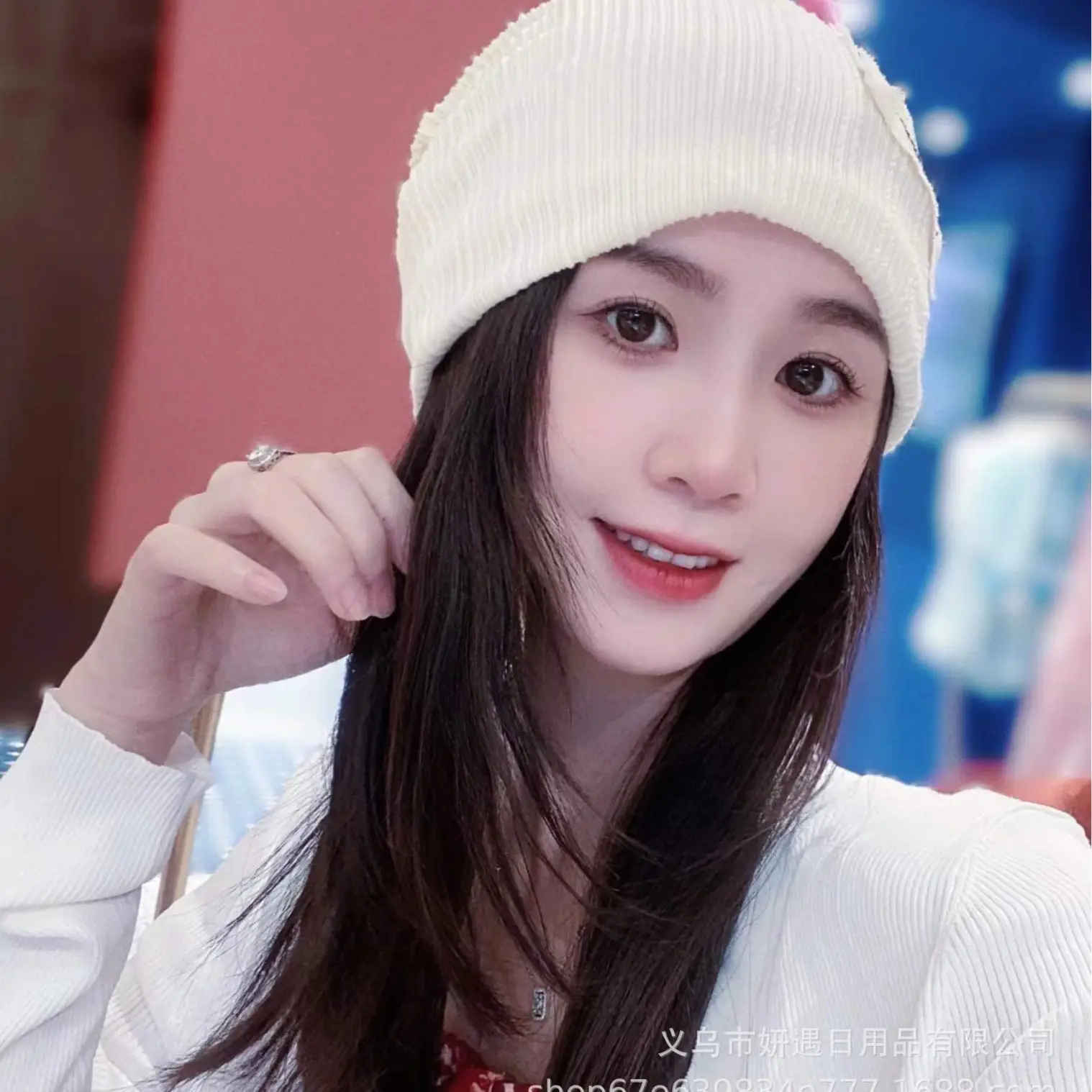 Women's Knitted Wool Beanie with "Hello" Print - Image 5