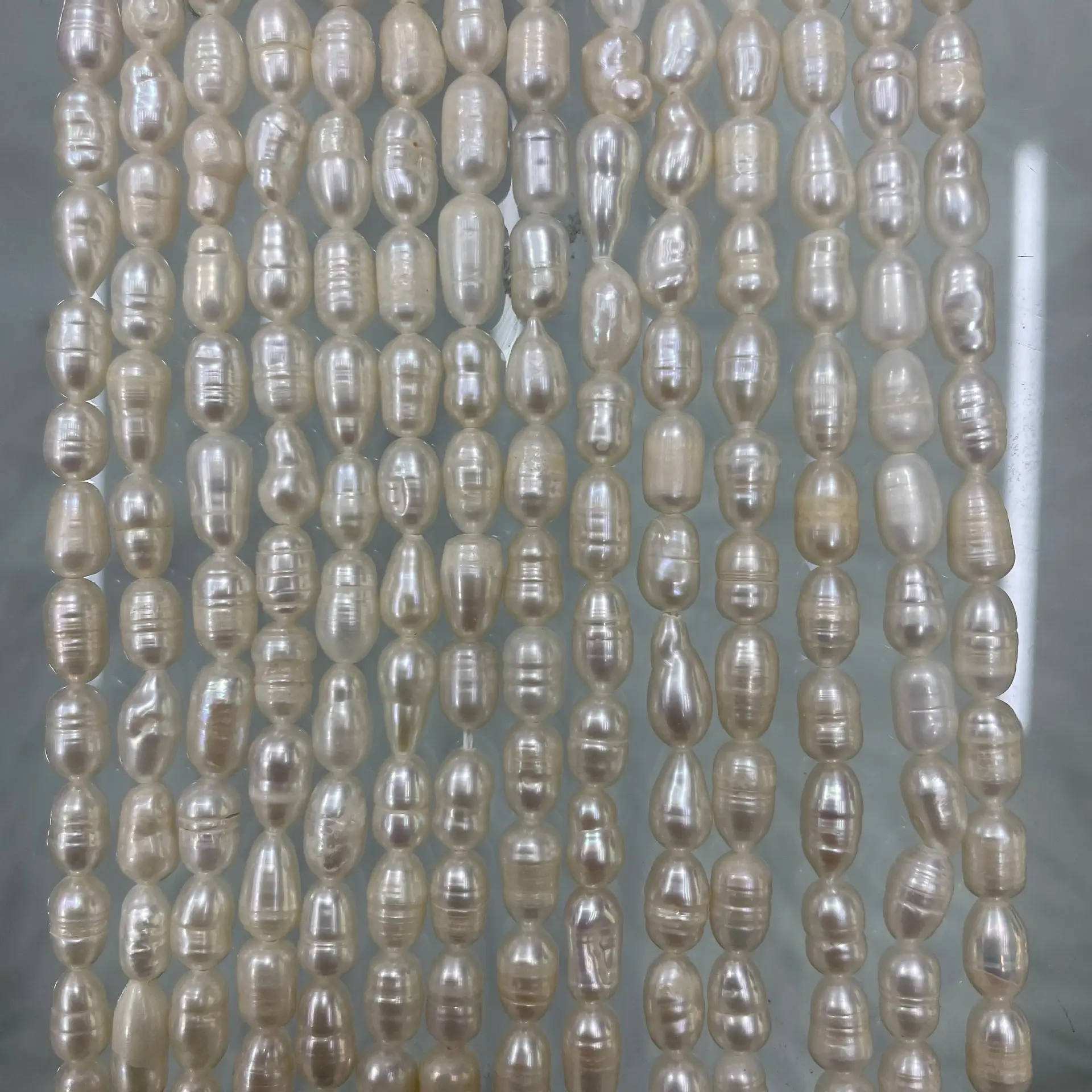 White Striped Natural Freshwater Pearl Beads 4-5mm - Image 4