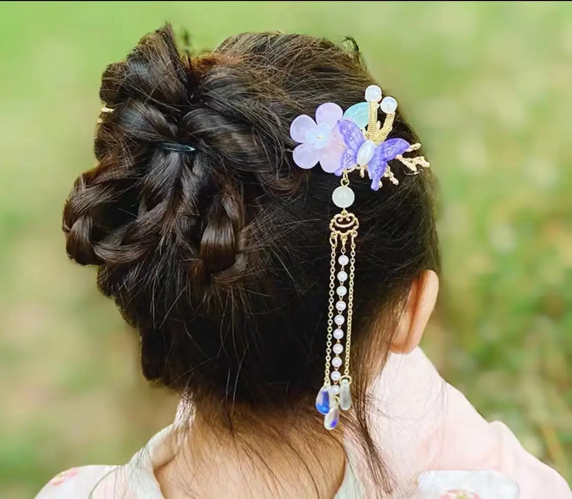 Fairy Butterfly Hairpin with Blue Stone Chain — feature 5